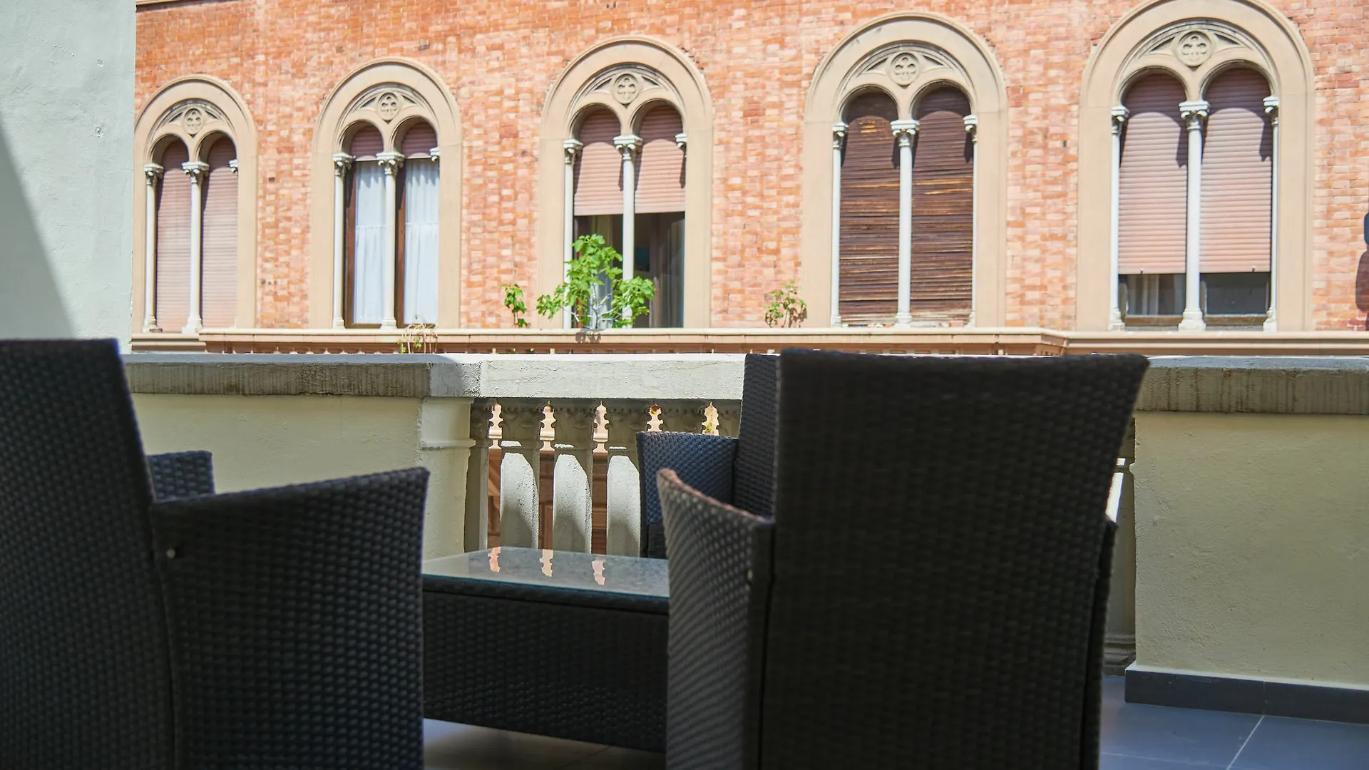 My Guest in Florence Couette-café